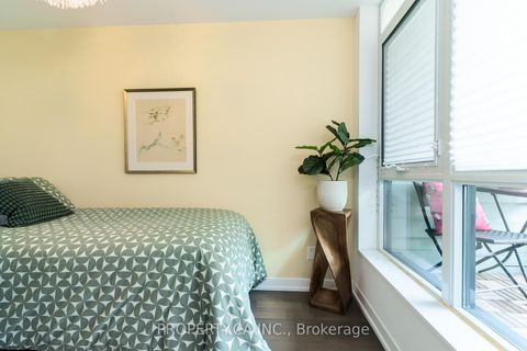 Photo 16 at 207 - 36 Howard Park Avenue, Roncesvalles, Toronto