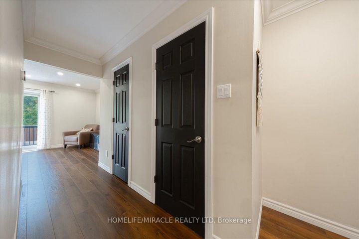 Photo 9 at 1548 Westminster Place, Mountainside, Burlington