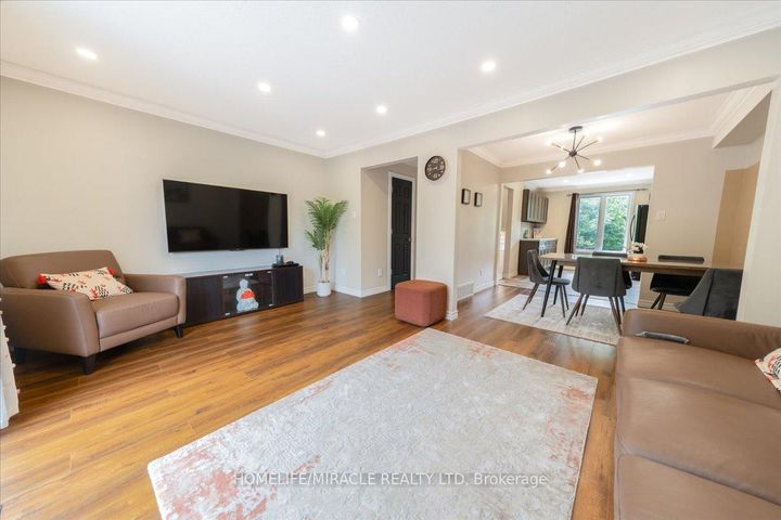 Photo 13 at 1548 Westminster Place, Mountainside, Burlington