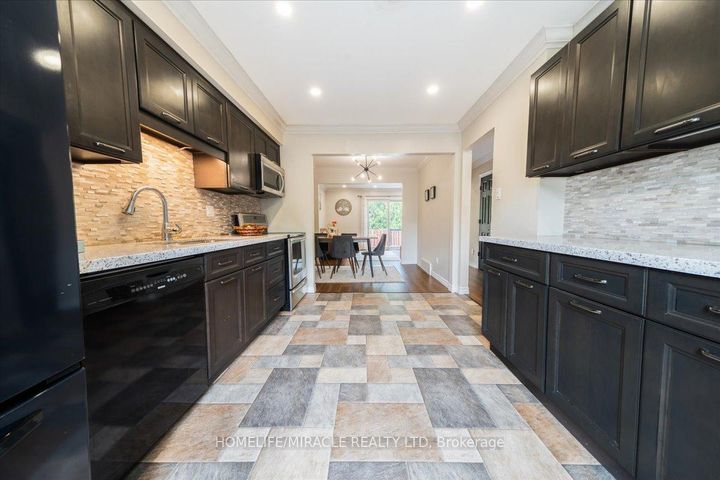 Photo 23 at 1548 Westminster Place, Mountainside, Burlington