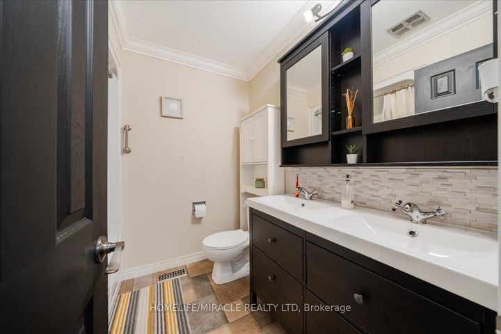 Photo 32 at 1548 Westminster Place, Mountainside, Burlington