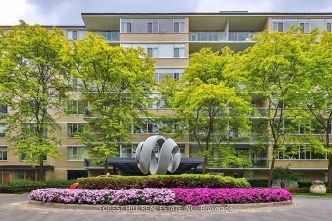 Photo 36 at 129 - 1 Benvenuto Place, Casa Loma, Toronto