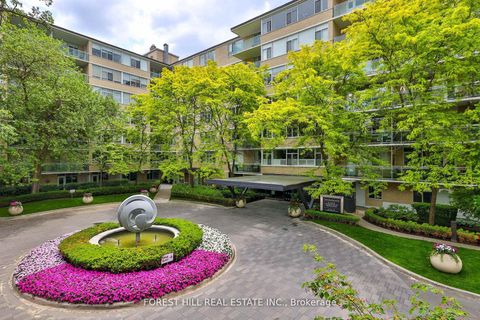 Photo 38 at 129 - 1 Benvenuto Place, Casa Loma, Toronto