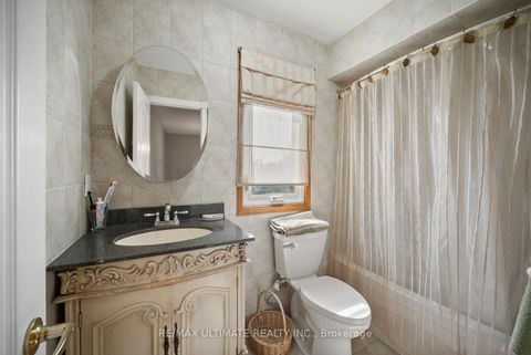 Photo 20 at 210 Ridgefield Crescent, Maple, Vaughan