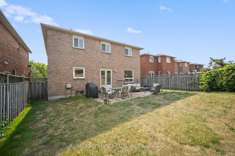Photo 30 at 210 Ridgefield Crescent, Maple, Vaughan