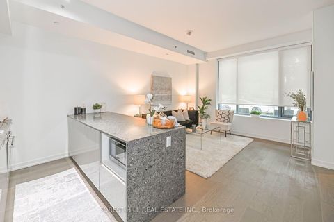 Photo 8 at 102 - 161 Roehampton Avenue, Mount Pleasant West, Toronto