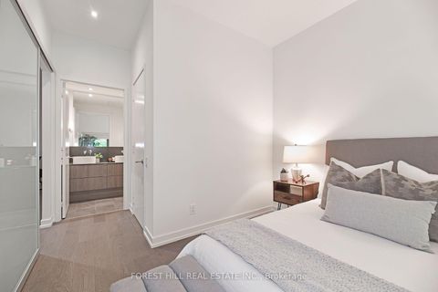 Photo 15 at 102 - 161 Roehampton Avenue, Mount Pleasant West, Toronto