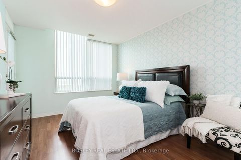 Photo 14 at 715 - 205 The Donway W, Don Mills, Toronto