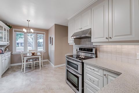 Photo 4 at 26 Foxmeadow Road, Richview, Toronto