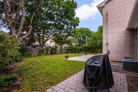 Photo 16 at 26 Foxmeadow Road, Richview, Toronto
