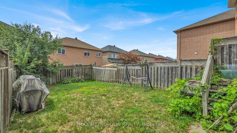 Photo 2 at 15 Royal Appian Crescent, Patterson, Vaughan