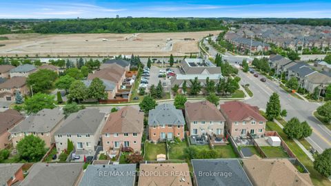 Photo 20 at 15 Royal Appian Crescent, Patterson, Vaughan