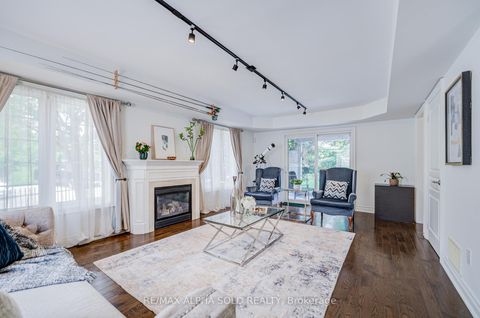 Photo 4 at 144 Chapman Court, Aurora Grove, Aurora