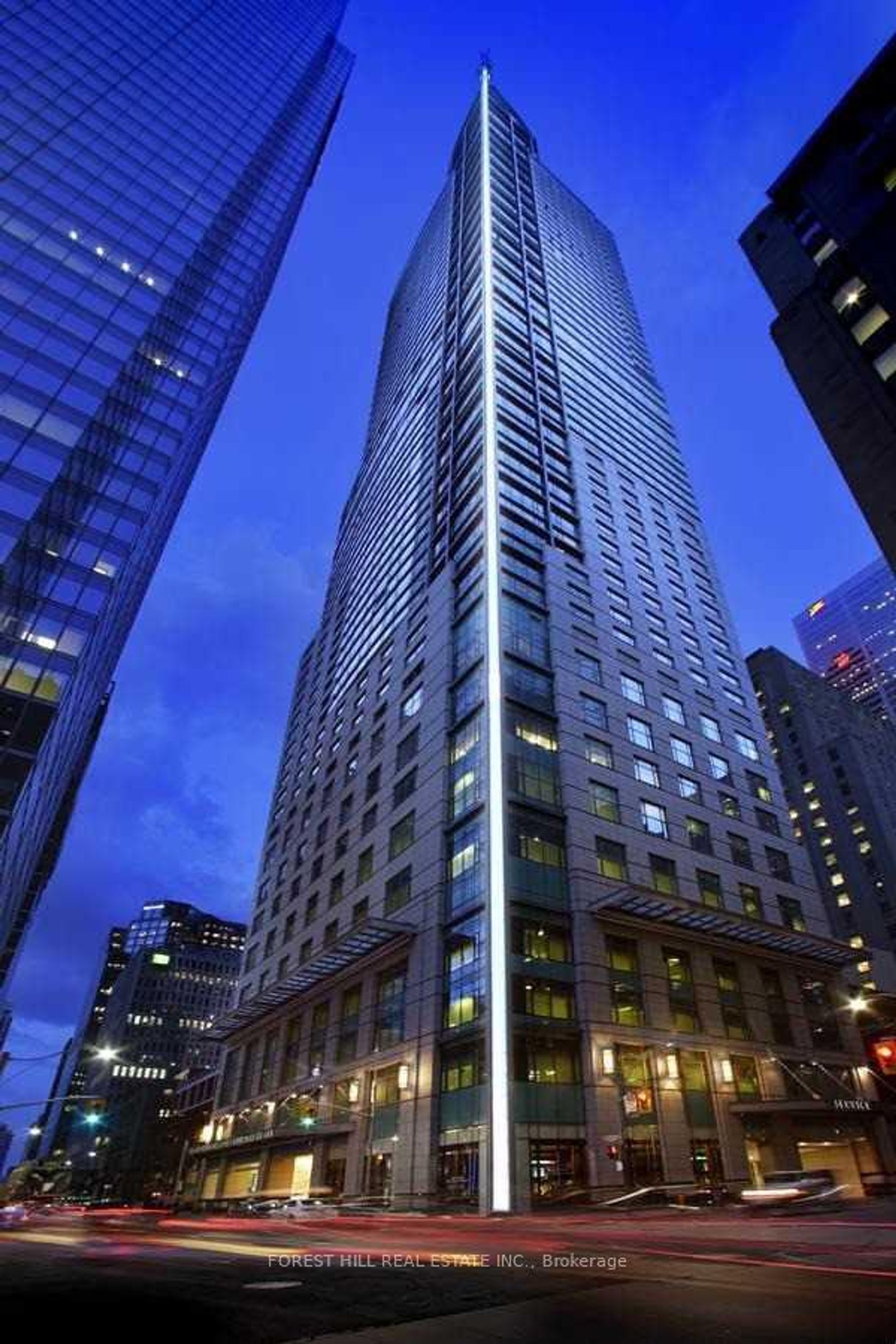 4604 - 311 Bay Street, Bay Street Corridor, Toronto by Loree Meneguzzi Real Estate 4604 - 311 Bay Street, Bay Street Corridor, Toronto