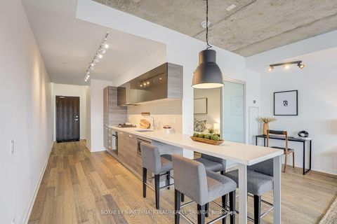 Photo 10 at 404 - 1239 Dundas Street W, Bellwoods, Toronto