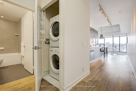 Photo 22 at 404 - 1239 Dundas Street W, Bellwoods, Toronto