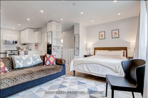 Photo 8 at 204 Oakcrest Avenue, Danforth, Toronto Photo 8 at 204 Oakcrest Avenue, Danforth, Toronto