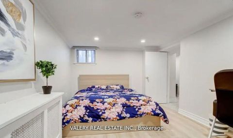 Photo 16 at 204 Oakcrest Avenue, Danforth, Toronto Photo 16 at 204 Oakcrest Avenue, Danforth, Toronto