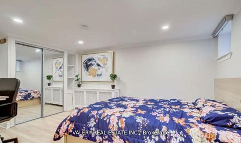 Photo 17 at 204 Oakcrest Avenue, Danforth, Toronto Photo 17 at 204 Oakcrest Avenue, Danforth, Toronto