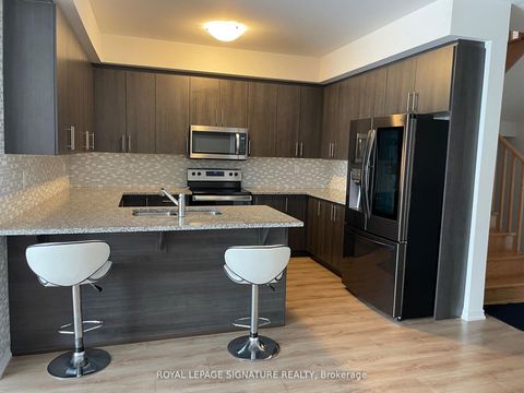 Photo 8 at 11 - 20 Woodstream Drive, Clairville, Toronto