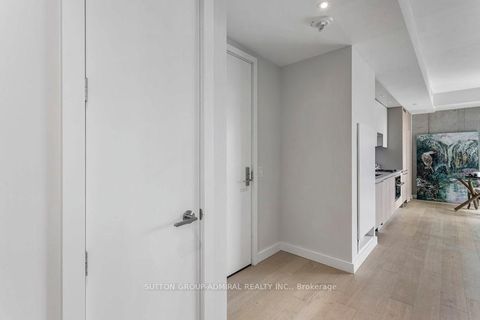 Photo 13 at 2104 - 81 Wellesley Street E, Yonge Corridor, Toronto