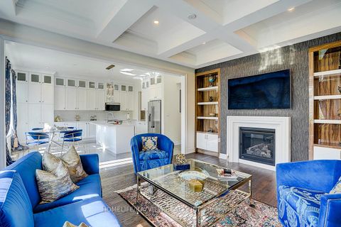 Photo 7 at 326 Worthington Avenue, Oak Ridges, Richmond Hill Photo 7 at 326 Worthington Avenue, Oak Ridges, Richmond Hill