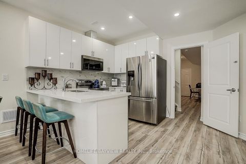 Photo 27 at 326 Worthington Avenue, Oak Ridges, Richmond Hill Photo 27 at 326 Worthington Avenue, Oak Ridges, Richmond Hill