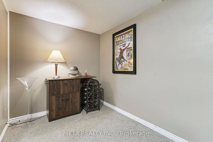 Photo 19 at 159 St. Andrews Drive, Vincent, Hamilton