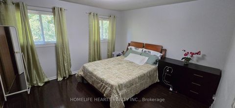 Photo 13 at 24 - 152 Homestead Road, West Hill, Toronto