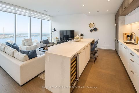 Photo 6 at 6503 - 10 York Street, Waterfront Communities C1, Toronto