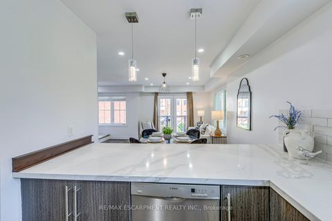Photo 15 at 22 - 2468 Post Road, RO River Oaks, Oakville