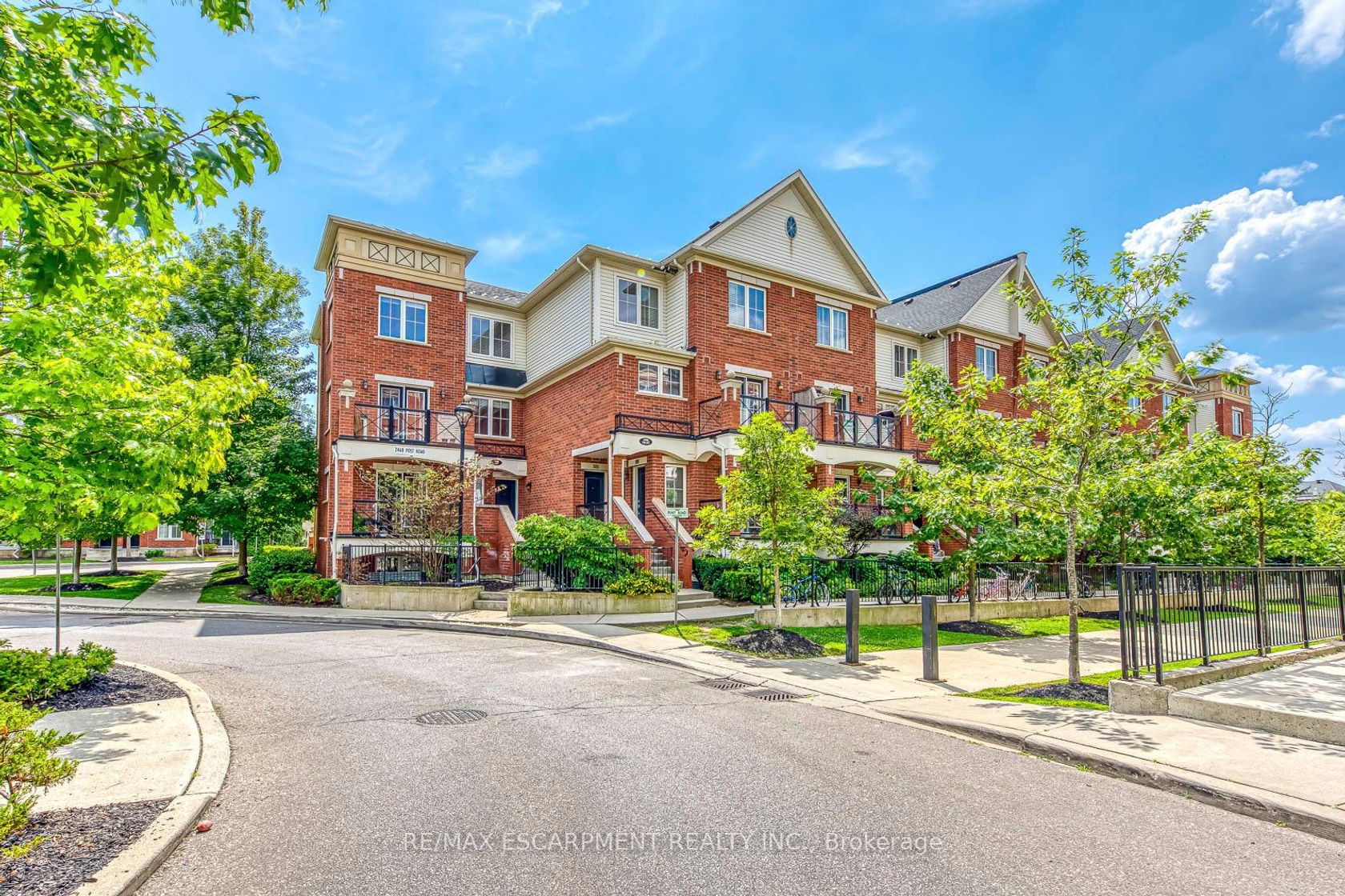 22 - 2468 Post Road, RO River Oaks, Oakville 