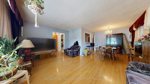 Photo 5 at 765 Morrish Road, Highland Creek, Toronto