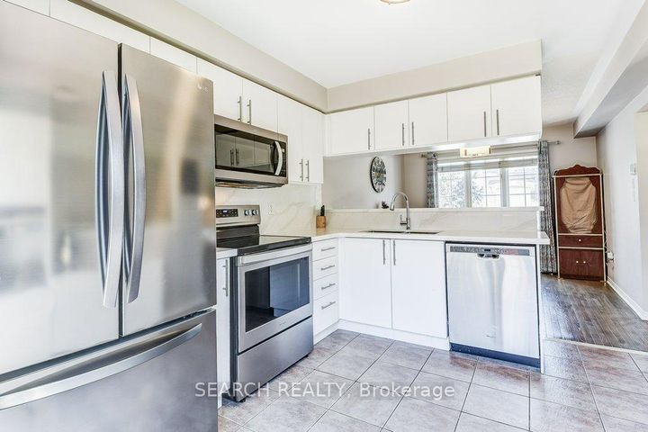 Photo 11 at 77 - 5535 Glen Erin Drive, Central Erin Mills, Mississauga