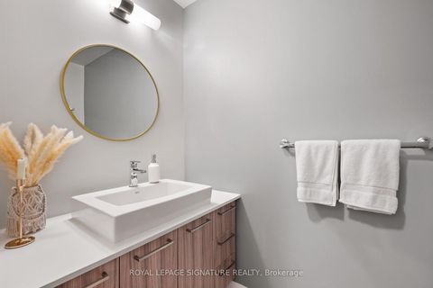 Photo 14 at 316 - 4800 Highway 7, East Woodbridge, Vaughan