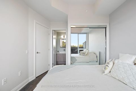 Photo 16 at 316 - 4800 Highway 7, East Woodbridge, Vaughan