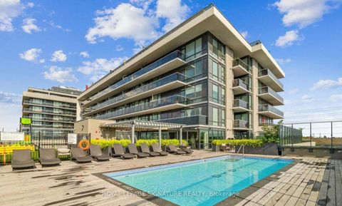 Photo 32 at 316 - 4800 Highway 7, East Woodbridge, Vaughan