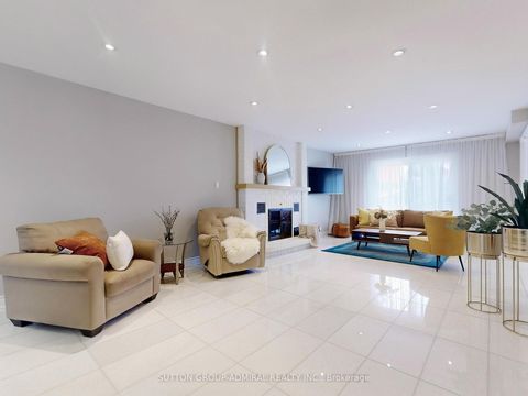 Photo 6 at 160 Marwood Place, Maple, Vaughan