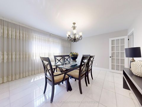 Photo 13 at 160 Marwood Place, Maple, Vaughan