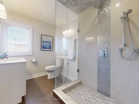 Photo 22 at 160 Marwood Place, Maple, Vaughan
