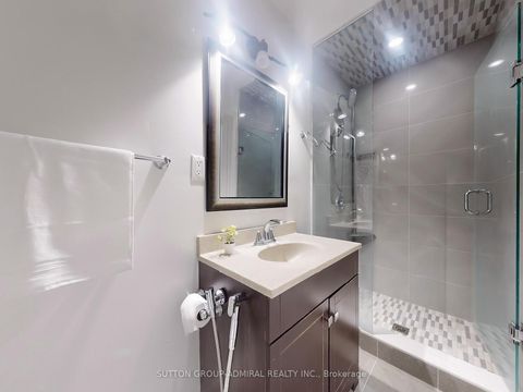 Photo 28 at 160 Marwood Place, Maple, Vaughan