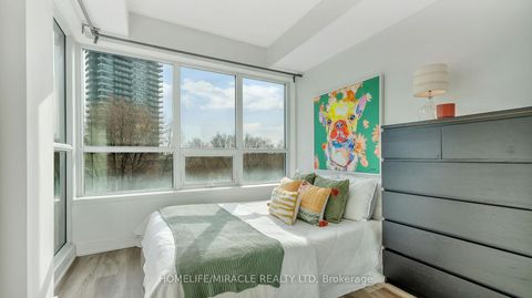 Photo 3 at 616 - 2220 Lake Shore Boulevard W, Mimico, Toronto