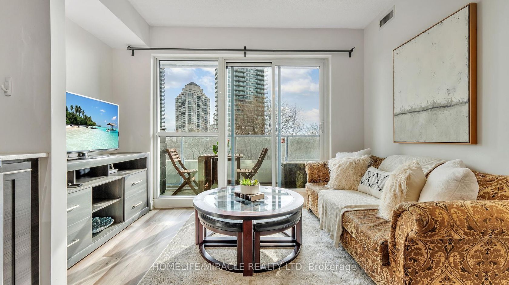 616 - 2220 Lake Shore Boulevard W, Mimico, Toronto photo number 2 616 - 2220 Lake Shore Boulevard W, Mimico, Toronto photo number 2