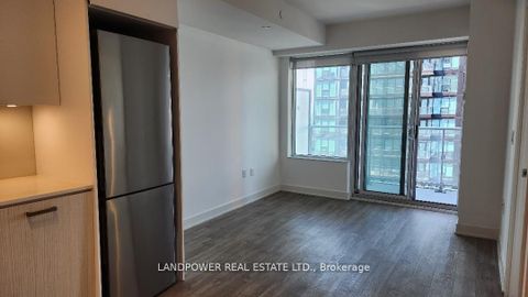 Photo 3 at 2811 - 99 Broadway Avenue, Mount Pleasant West, Toronto