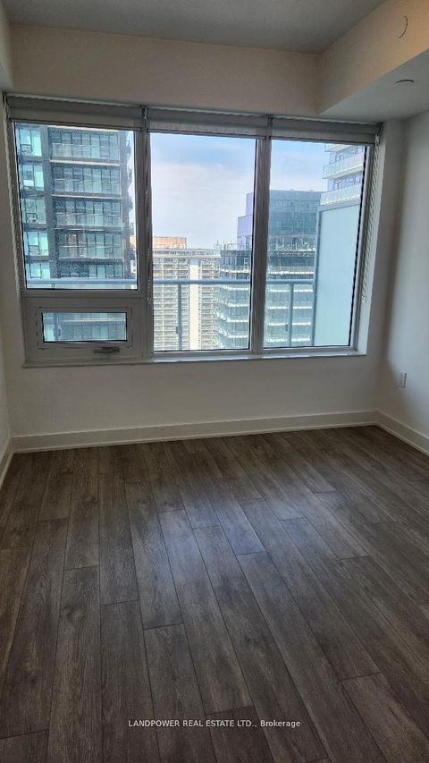 Photo 6 at 2811 - 99 Broadway Avenue, Mount Pleasant West, Toronto