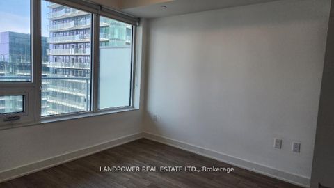 Photo 7 at 2811 - 99 Broadway Avenue, Mount Pleasant West, Toronto