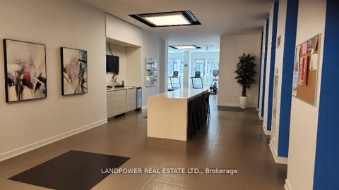 Photo 19 at 2811 - 99 Broadway Avenue, Mount Pleasant West, Toronto