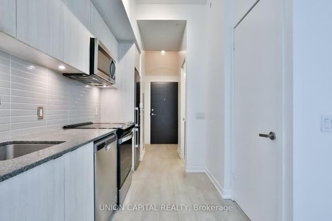 Photo 5 at 702E - 8868 Yonge Street, South Richvale, Richmond Hill