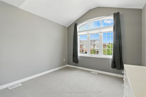 Photo 16 at 40 Hutt Crescent, Bayview Northeast, Aurora