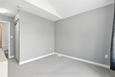 Photo 17 at 40 Hutt Crescent, Bayview Northeast, Aurora